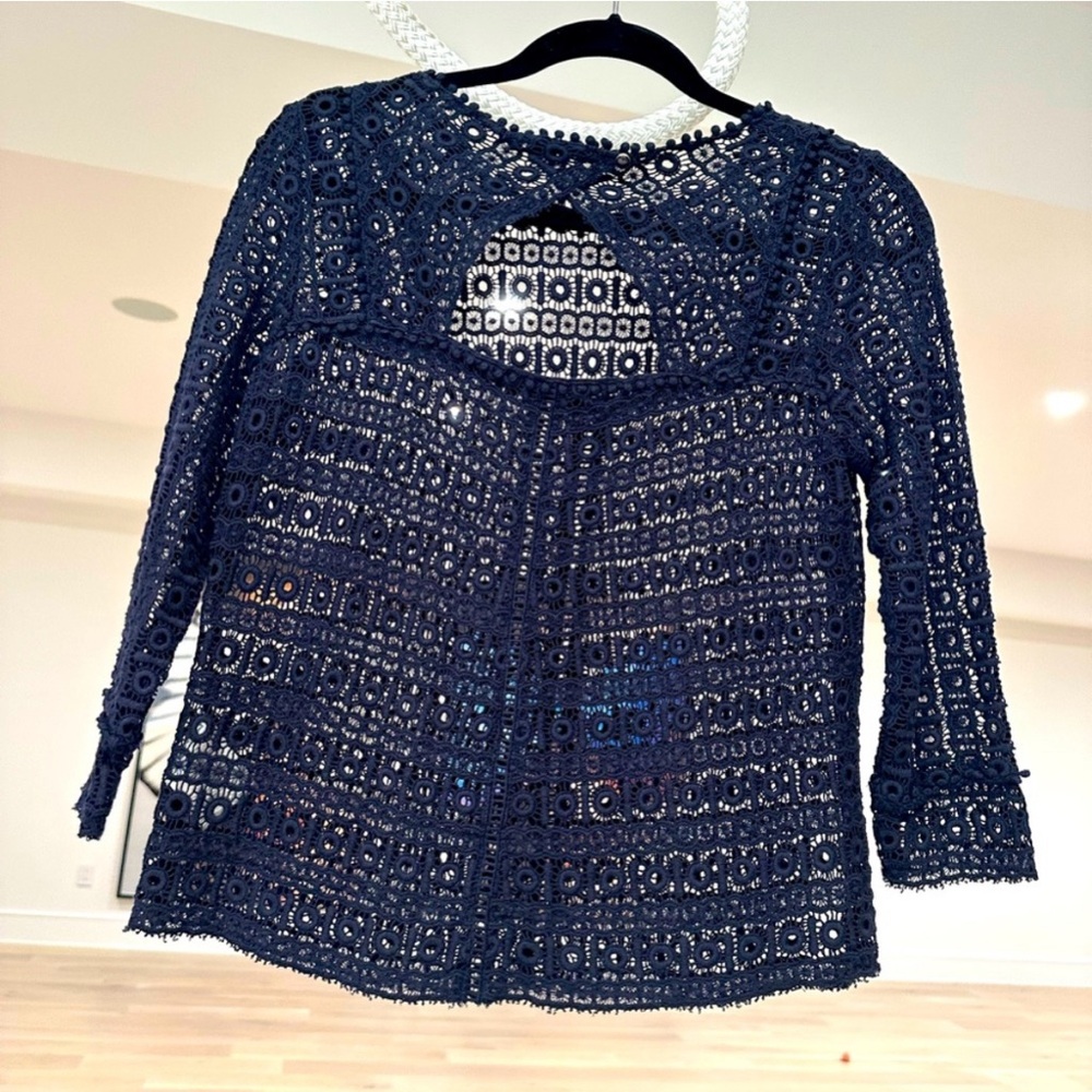 Sezane blouse in navy with long sleeves